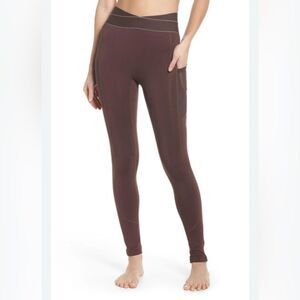 Free People FP movement Maroon leggings Sz M